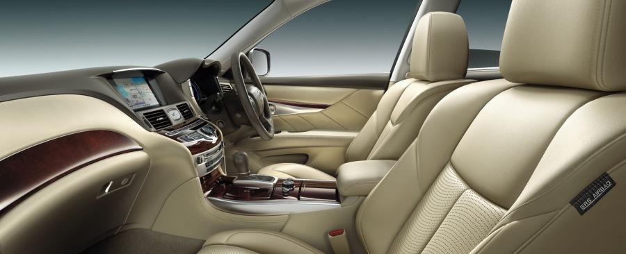  Nissan Cima Hybrid 2012 года  (фото 19 из 48)